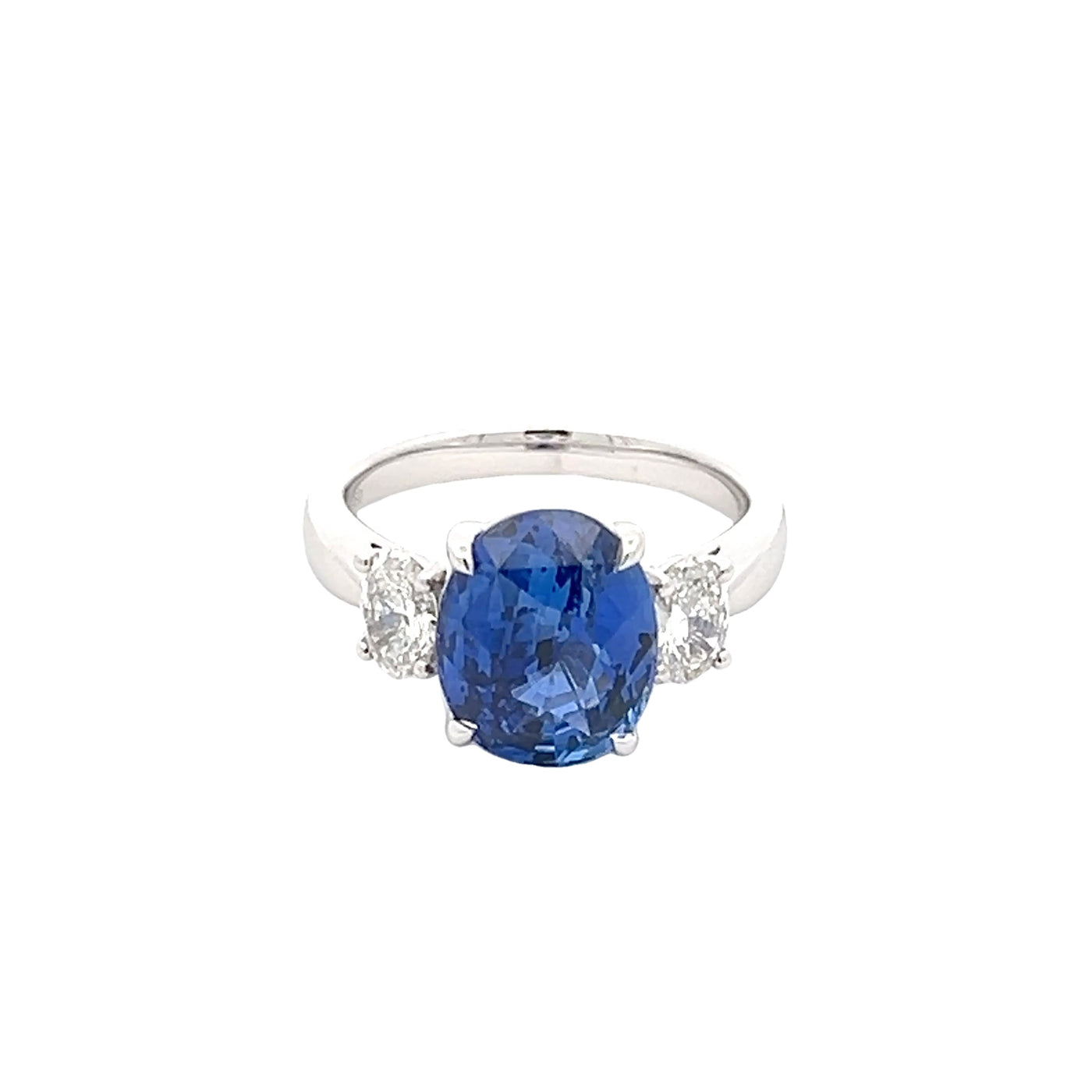 Elegant Royal Blue Sapphire Ring