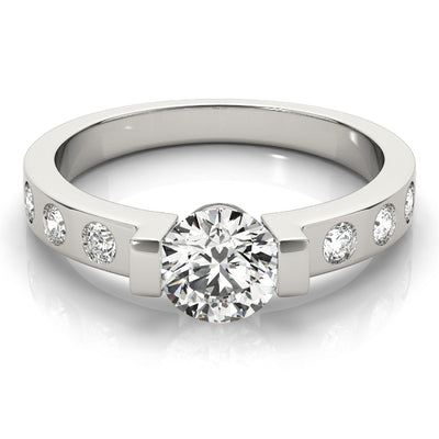 Round Diamond Single Row Engagement Ring