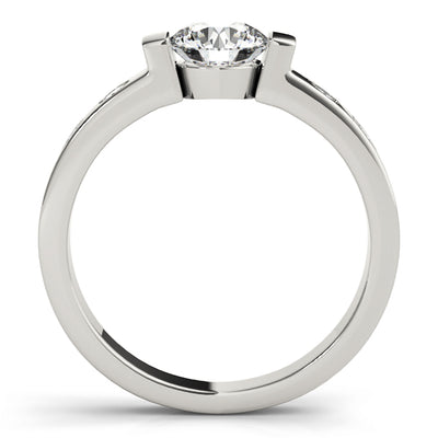 Round Diamond Single Row Engagement Ring