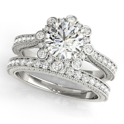 Round Diamond Halo Engagement Ring